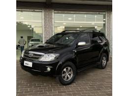 TOYOTA - HILUX SW4 - 2008/2008 - Preta - Sob Consulta