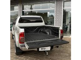 TOYOTA - HILUX - 2012/2012 - Prata - R$ 129.000,00