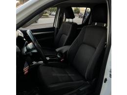 TOYOTA - HILUX - 2019/2019 - Branca - Sob Consulta