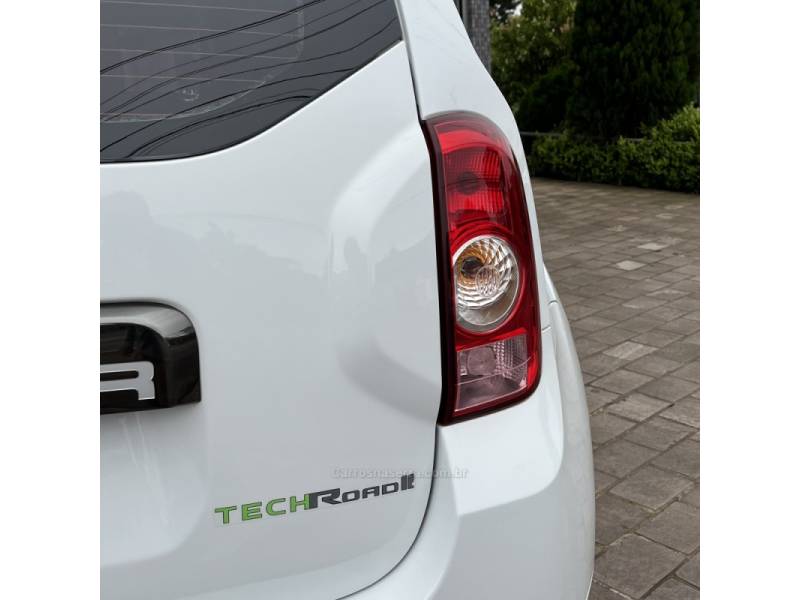 RENAULT - DUSTER - 2014/2014 - Branca - Sob Consulta