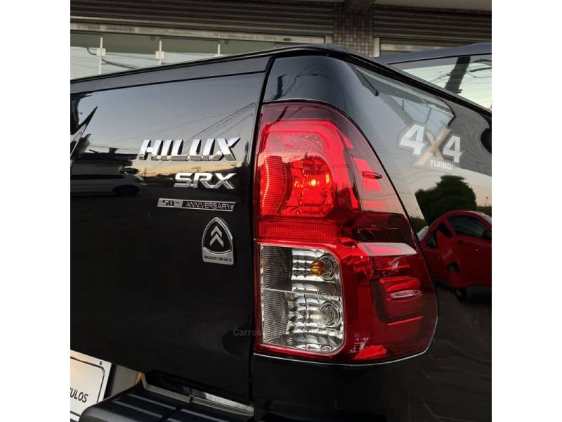 TOYOTA - HILUX - 2020/2020 - Preta - Sob Consulta