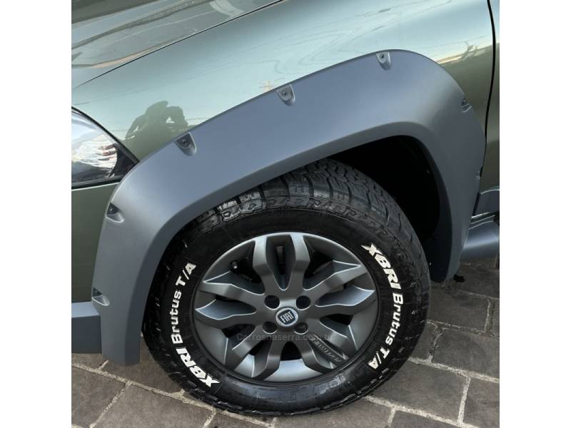 FIAT - STRADA - 2012/2013 - Verde - R$ 57.000,00