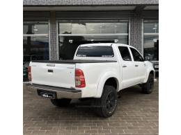 TOYOTA - HILUX - 2013/2013 - Branca - Sob Consulta