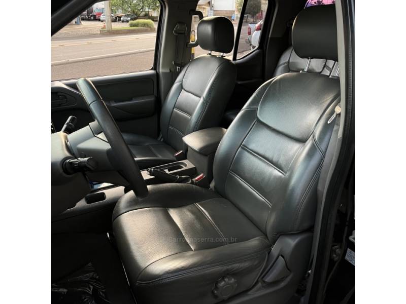 NISSAN - FRONTIER - 2009/2009 - Preta - Sob Consulta