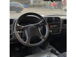 CHEVROLET - S10 - 2011/2011 - Prata - R$ 79.000,00