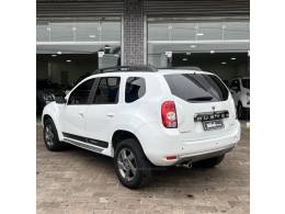 RENAULT - DUSTER - 2014/2014 - Branca - Sob Consulta
