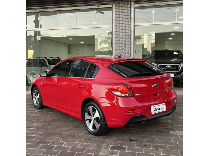 CHEVROLET - CRUZE - 2013/2013 - Vermelha - R$ 60.000,00
