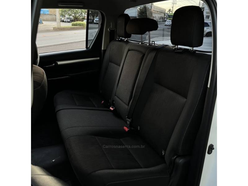 TOYOTA - HILUX - 2019/2019 - Branca - Sob Consulta