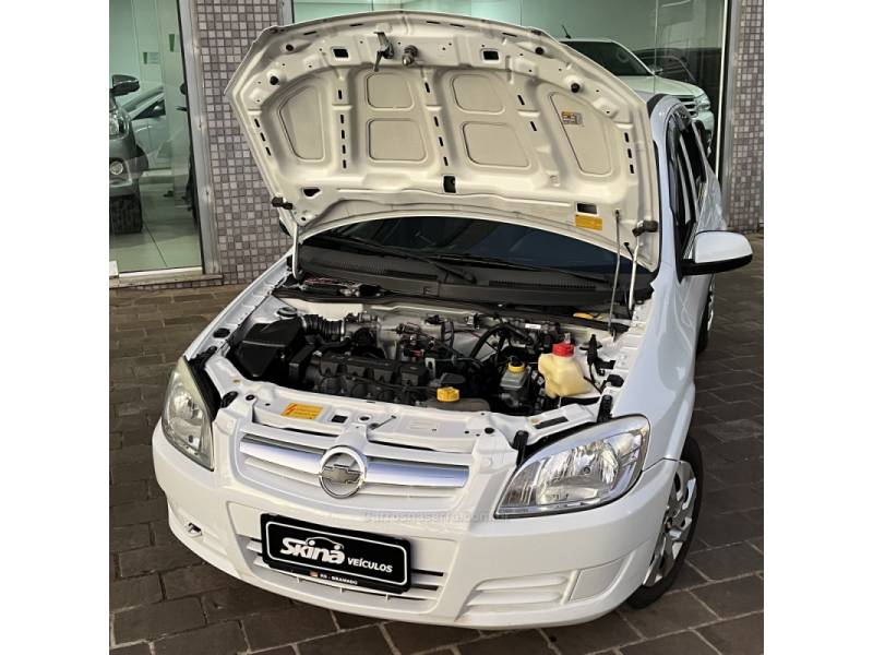 CHEVROLET - PRISMA - 2009/2009 - Branca - R$ 24.500,00