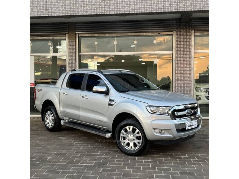 FORD - RANGER - 2017/2017 - Prata - R$ 139.900,00