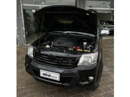 TOYOTA - HILUX - 2015/2015 - Preta - Sob Consulta