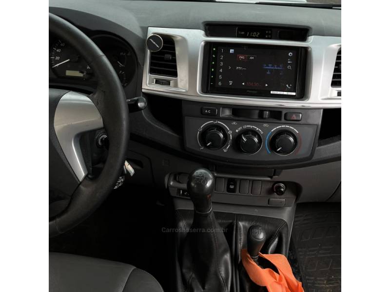 TOYOTA - HILUX - 2013/2013 - Branca - Sob Consulta