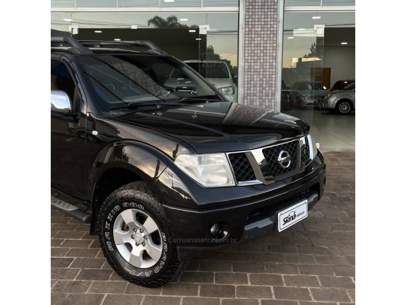 NISSAN - FRONTIER - 2009/2009 - Preta - Sob Consulta