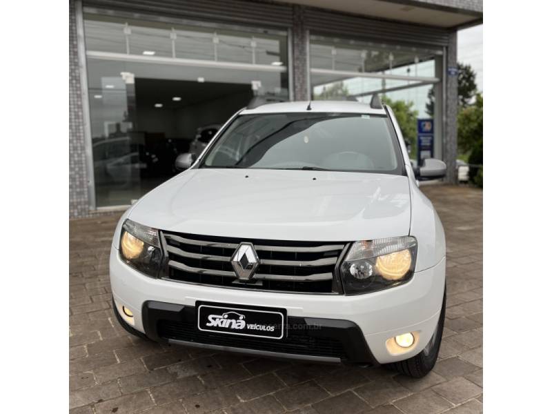 RENAULT - DUSTER - 2014/2014 - Branca - Sob Consulta