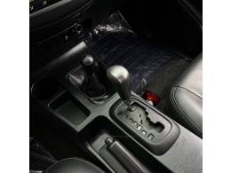 TOYOTA - HILUX - 2014/2014 - Preta - R$ 149.000,00