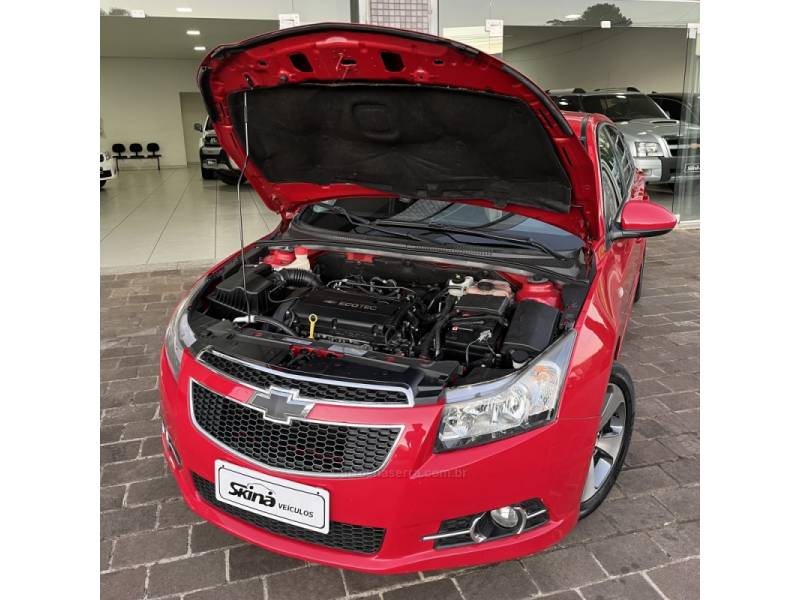 CHEVROLET - CRUZE - 2013/2013 - Vermelha - R$ 60.000,00
