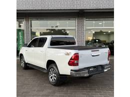 TOYOTA - HILUX - 2018/2018 - Branca - R$ 178.000,00