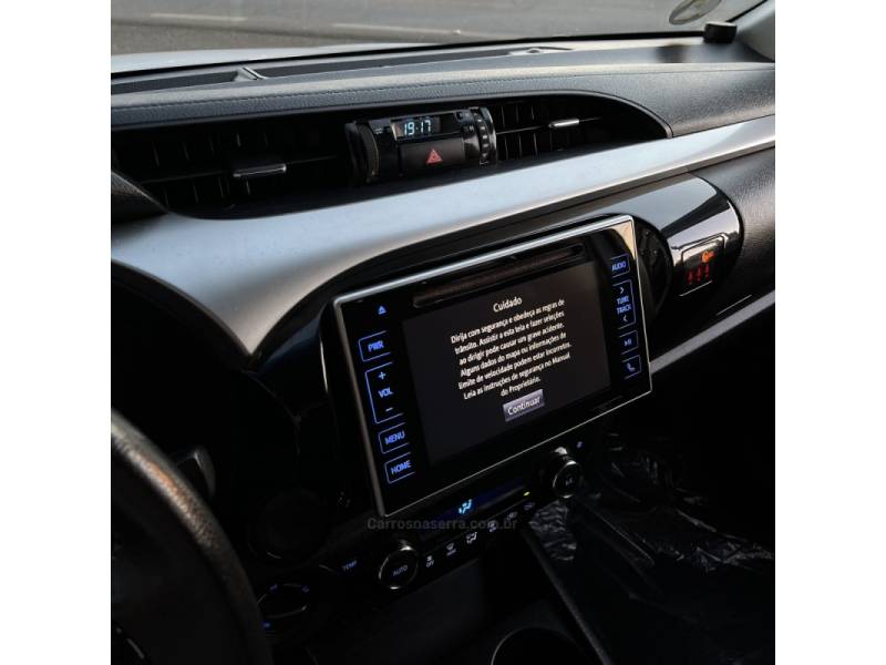 TOYOTA - HILUX - 2019/2019 - Branca - Sob Consulta