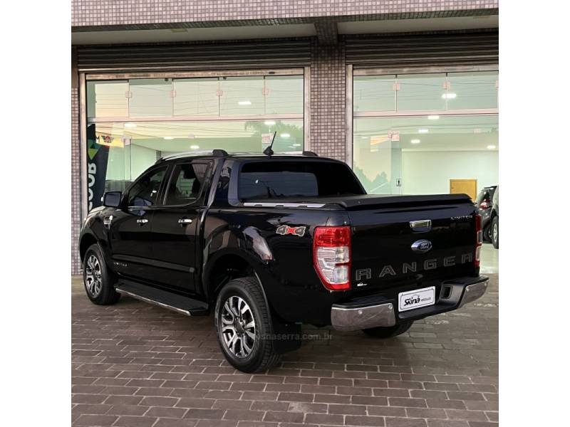 FORD - RANGER - 2023/2023 - Preta - Sob Consulta