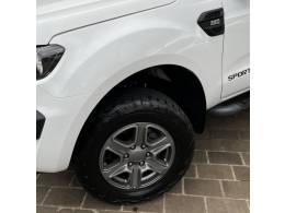 FORD - RANGER - 2018/2018 - Branca - R$ 125.000,00