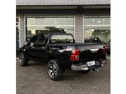 TOYOTA - HILUX - 2020/2020 - Preta - Sob Consulta