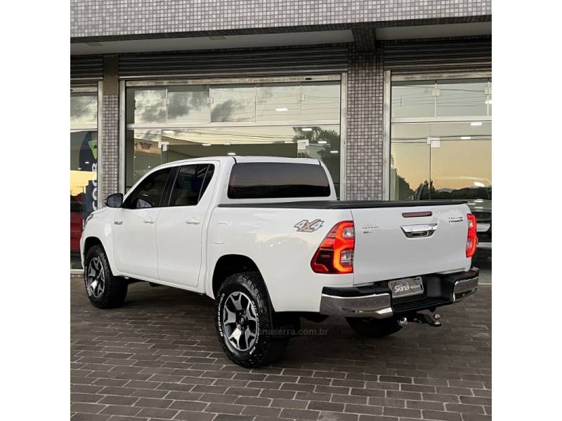 TOYOTA - HILUX - 2019/2019 - Branca - Sob Consulta