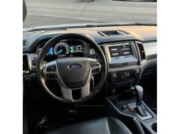 FORD - RANGER - 2017/2017 - Prata - R$ 139.900,00