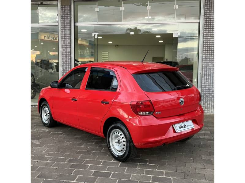 VOLKSWAGEN - GOL - 2016/2016 - Vermelha - Sob Consulta