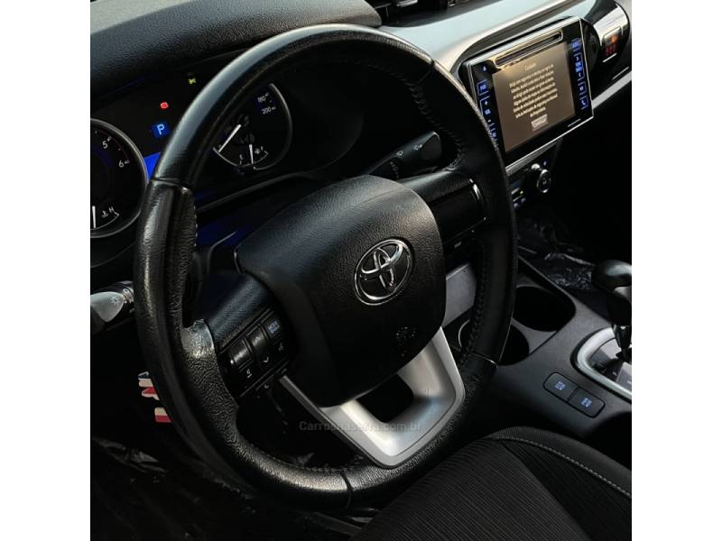 TOYOTA - HILUX - 2019/2019 - Branca - Sob Consulta