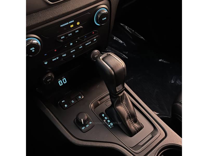 FORD - RANGER - 2023/2023 - Preta - Sob Consulta