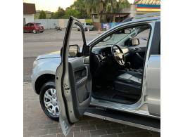 FORD - RANGER - 2017/2017 - Prata - R$ 139.900,00
