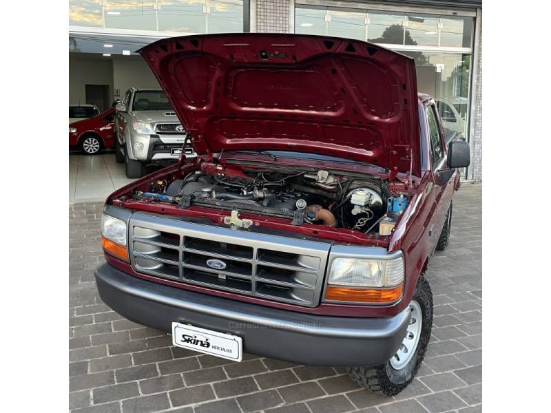 FORD - F-1000 - 1993/1993 - Vinho - Sob Consulta