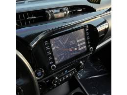 TOYOTA - HILUX - 2020/2020 - Preta - Sob Consulta