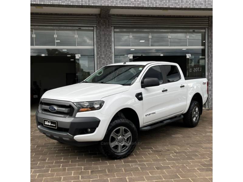 FORD - RANGER - 2018/2018 - Branca - R$ 125.000,00