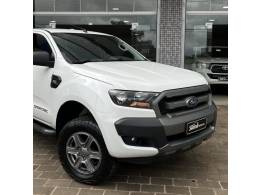 FORD - RANGER - 2018/2018 - Branca - R$ 125.000,00