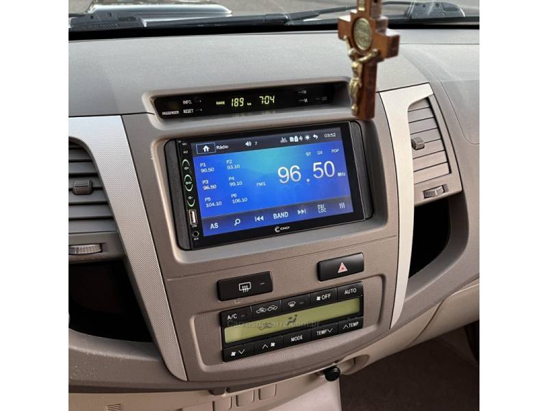 TOYOTA - HILUX SW4 - 2008/2008 - Preta - Sob Consulta