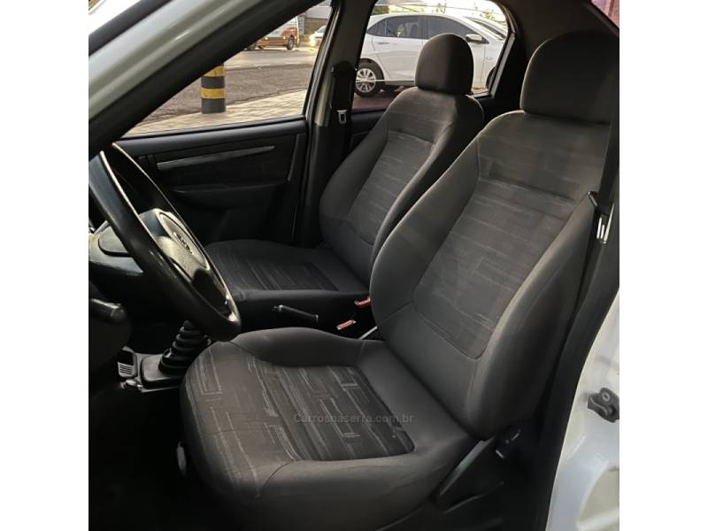 CHEVROLET - PRISMA - 2009/2009 - Branca - R$ 24.500,00