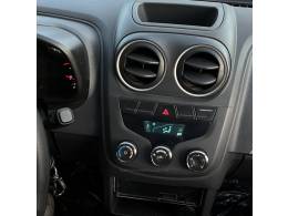 CHEVROLET - MONTANA - 2017/2017 - Vermelha - R$ 48.000,00