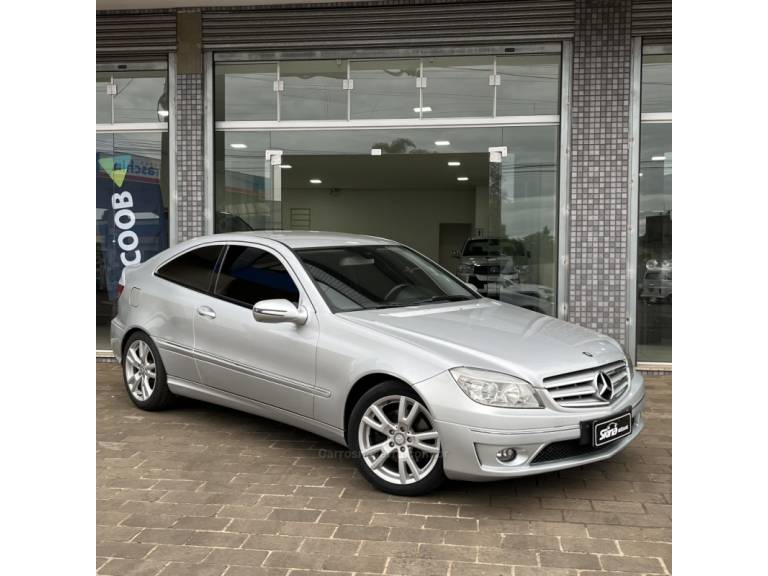 MERCEDES-BENZ - CLC 200 K - 2010/2010 - Prata - R$ 52.000,00