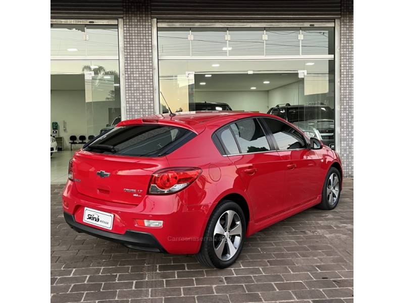 CHEVROLET - CRUZE - 2013/2013 - Vermelha - R$ 60.000,00