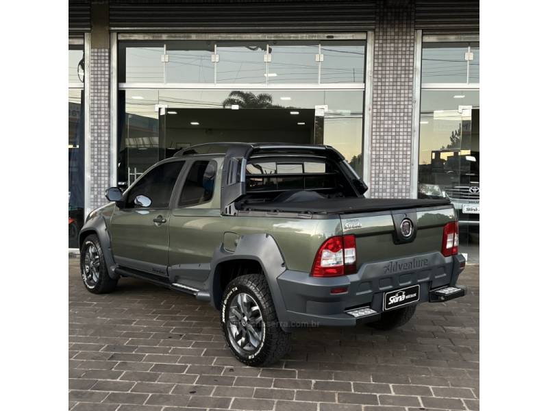 FIAT - STRADA - 2012/2013 - Verde - R$ 57.000,00