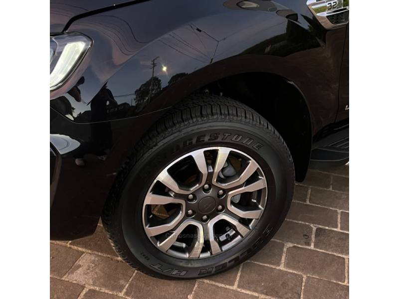 FORD - RANGER - 2023/2023 - Preta - Sob Consulta