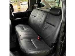 TOYOTA - HILUX - 2014/2014 - Preta - R$ 149.000,00