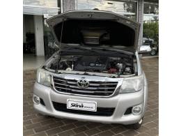 TOYOTA - HILUX - 2012/2012 - Prata - R$ 129.000,00
