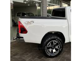 TOYOTA - HILUX - 2019/2019 - Branca - Sob Consulta