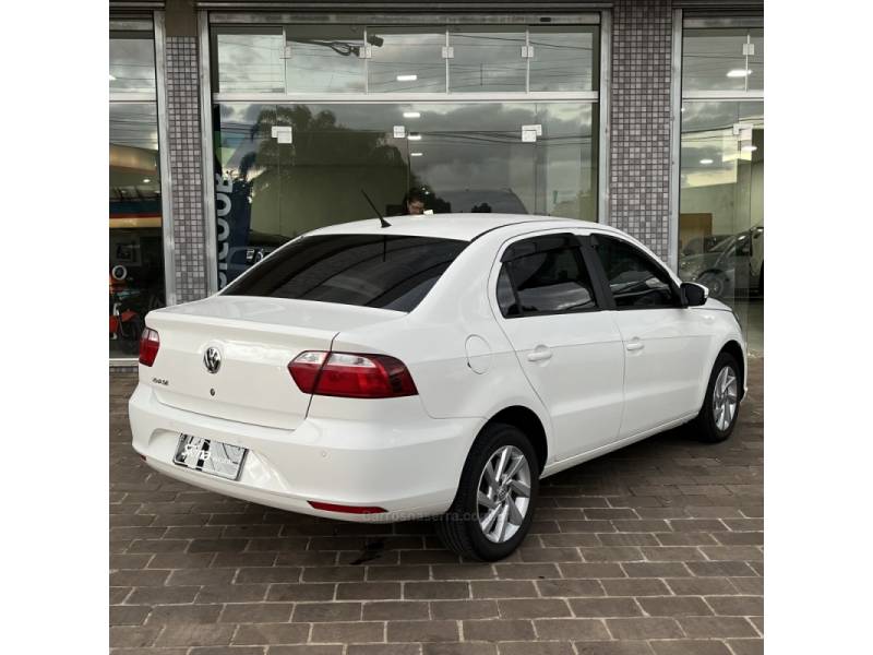 VOLKSWAGEN - VOYAGE - 2021/2021 - Branca - R$ 55.700,00