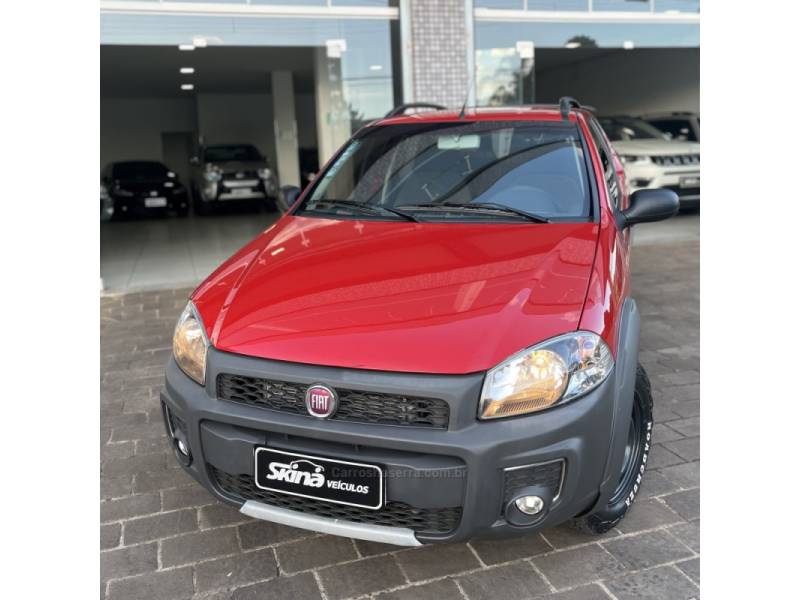 FIAT - STRADA - 2016/2016 - Vermelha - R$ 63.000,00